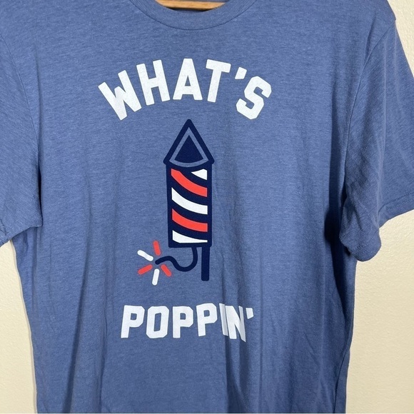 Tipsy Elves What’s Poppin’? Blue Graphic Tee Short Patriotic Fireworks Size Med - Picture 2 of 6